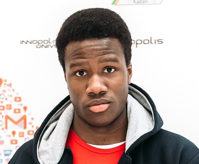 Headshot of Chris Emezue